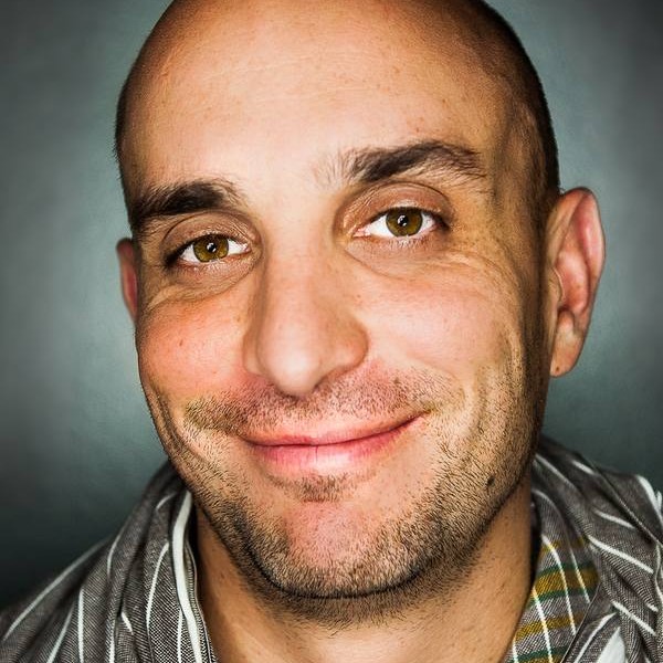 Portrait photo by Benjamin Nadjib